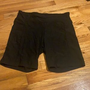 biker shorts